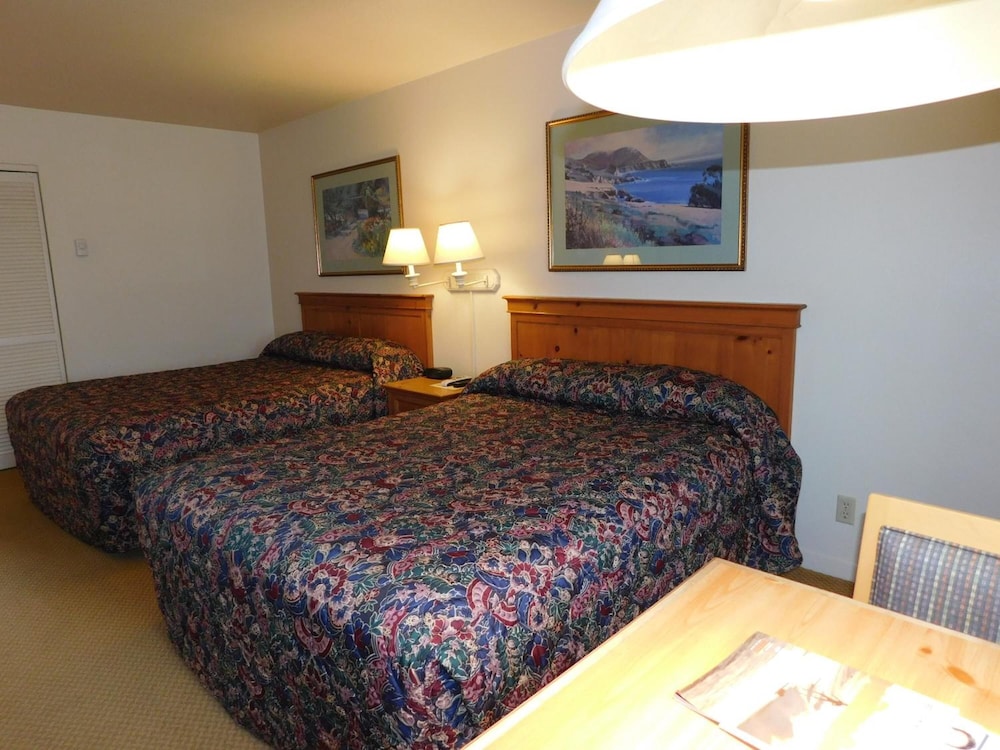 Pacific Gardens Inn - photo 10