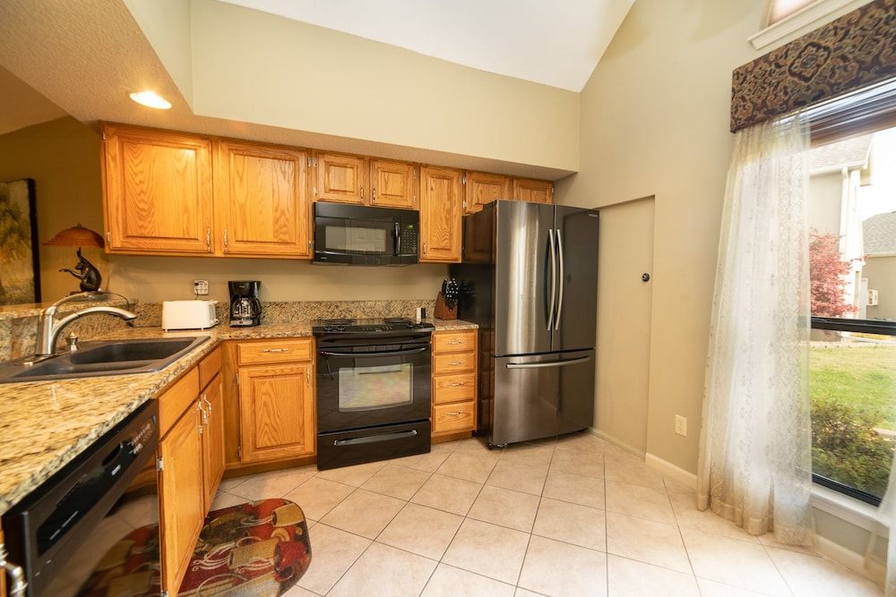 Pointe Royale Condominium Resort & Golf Course - photo 51