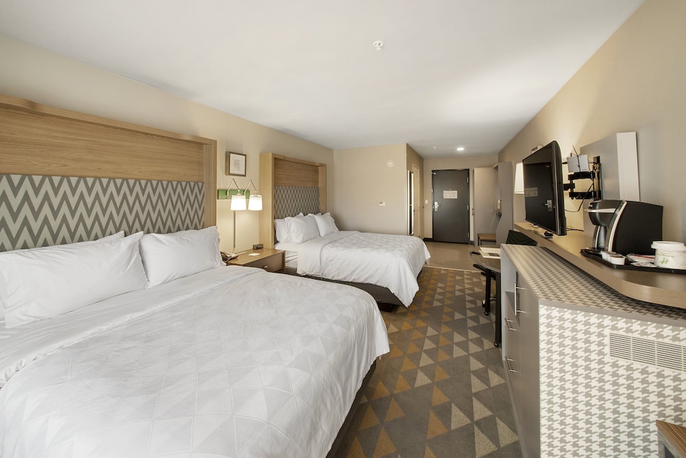 Holiday Inn & Suites Decatur Forsyth by IHG - photo 6