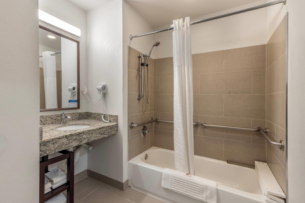 Comfort Inn & Suites Aztec Farmington Area - photo 34