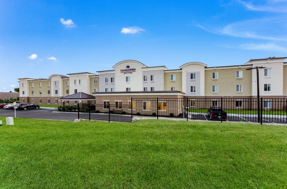 Candlewood Suites Brighton by IHG - photo 31