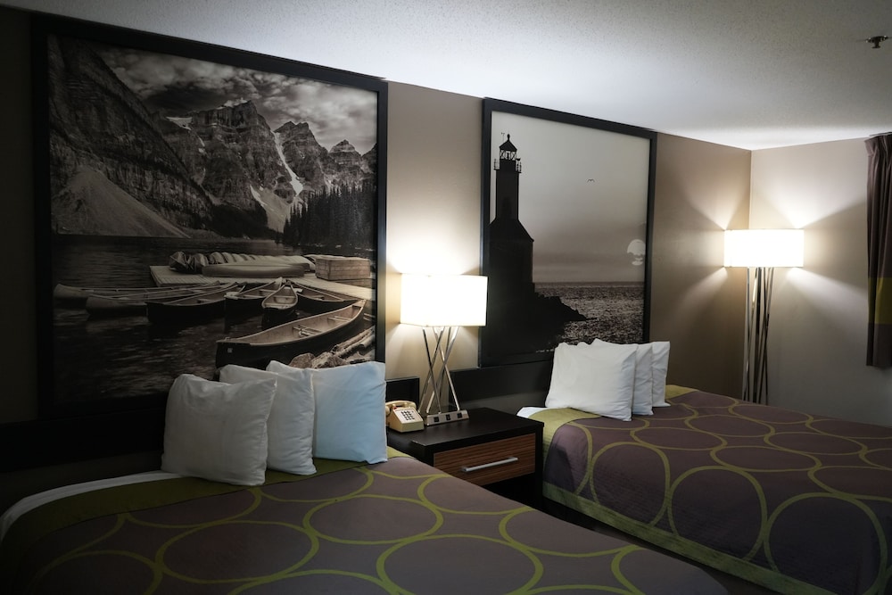 Watseka 24 Inn & Suites - photo 24