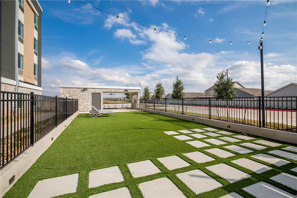 Everhome Suites Bastrop - photo 44