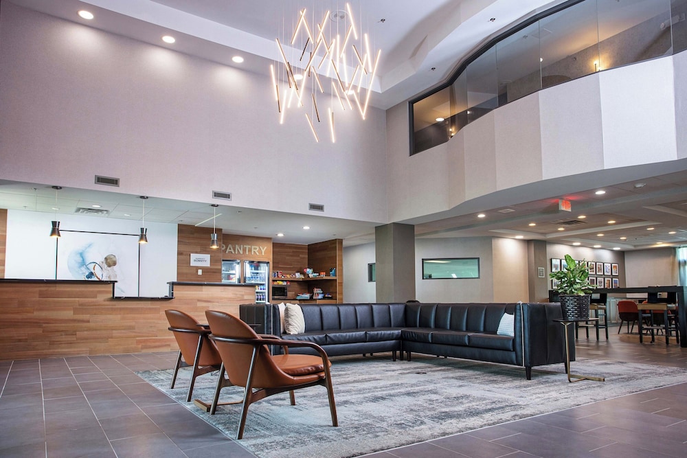 Four Points by Sheraton Appleton - carbon neutral hotel in Appleton