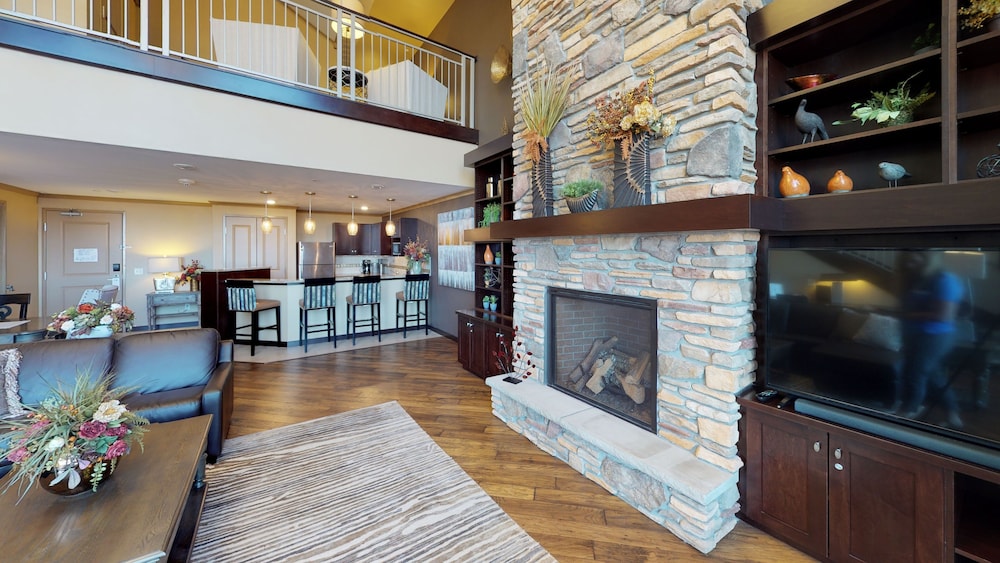 ClubHouse Hotel & Suites Fargo - photo 19