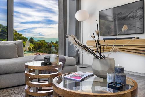 702 on Strand Cape Town Panoramic Mountain Views