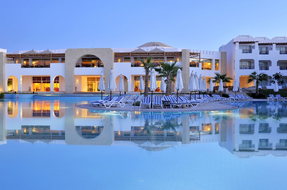 Tiran Island Hotel — 4-Star Luxury Hotel in Sharm El-Sheikh, Egypt