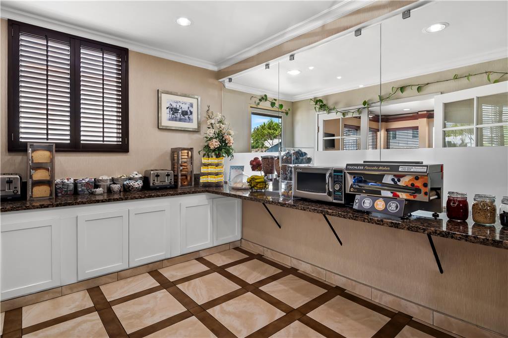 SureStay Hotel by Best Western Santa Monica - photo 9