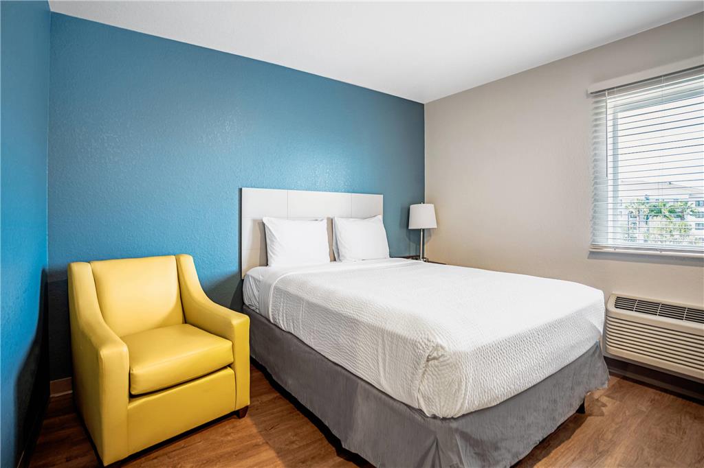 WoodSpring Suites Naples East - photo 12