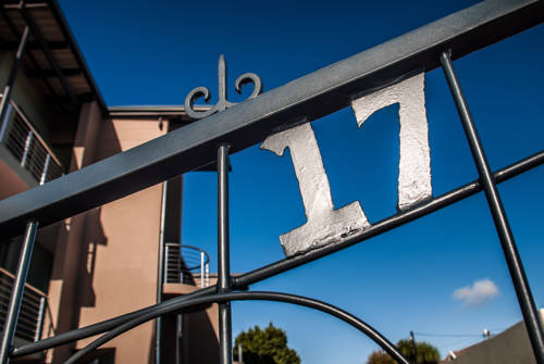 17onwellington Suites