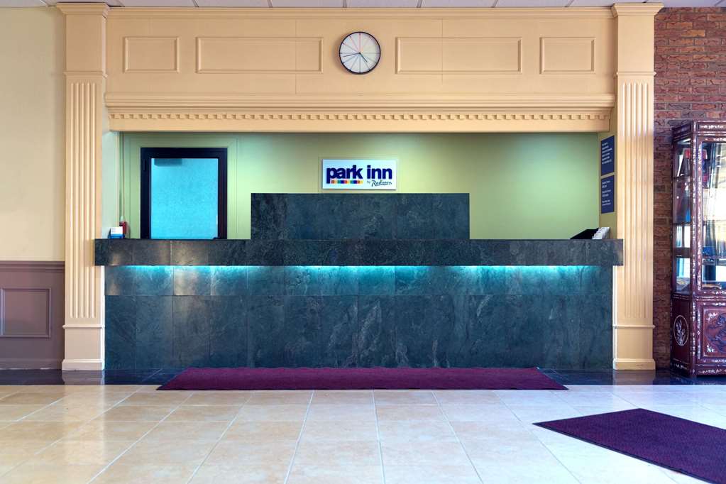 Park Inn by Radisson Sharon - photo 6