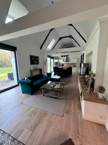 Le Paradis 210 m2 en pleine nature in Cambrai, France