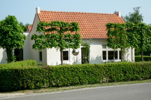 Dijkstelweg 30 Ouddorp — 4-Star Luxury Hotel in Ouddorp, Netherlands
