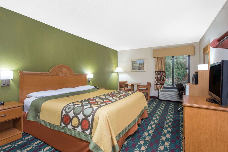 Super 8 by Wyndham Spartanburg I 26 Exit 22 - photo 29