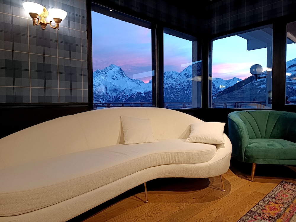 Hôtel Turan in Les Deux Alpes, France