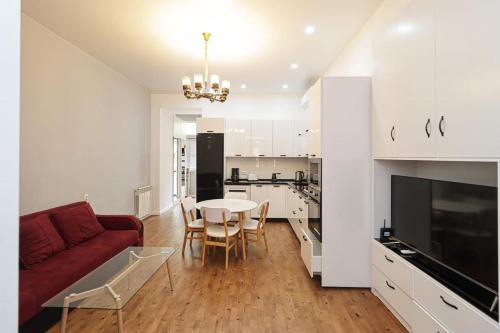 Charming 2BR Apartment in OldTbilisi