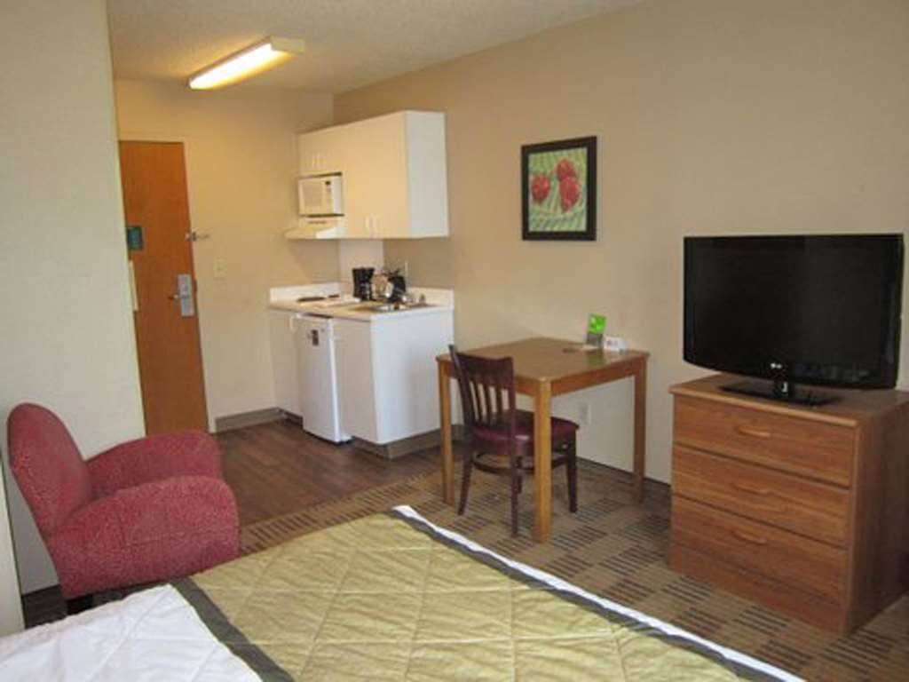 Extended Stay America Los Angeles South - photo 6