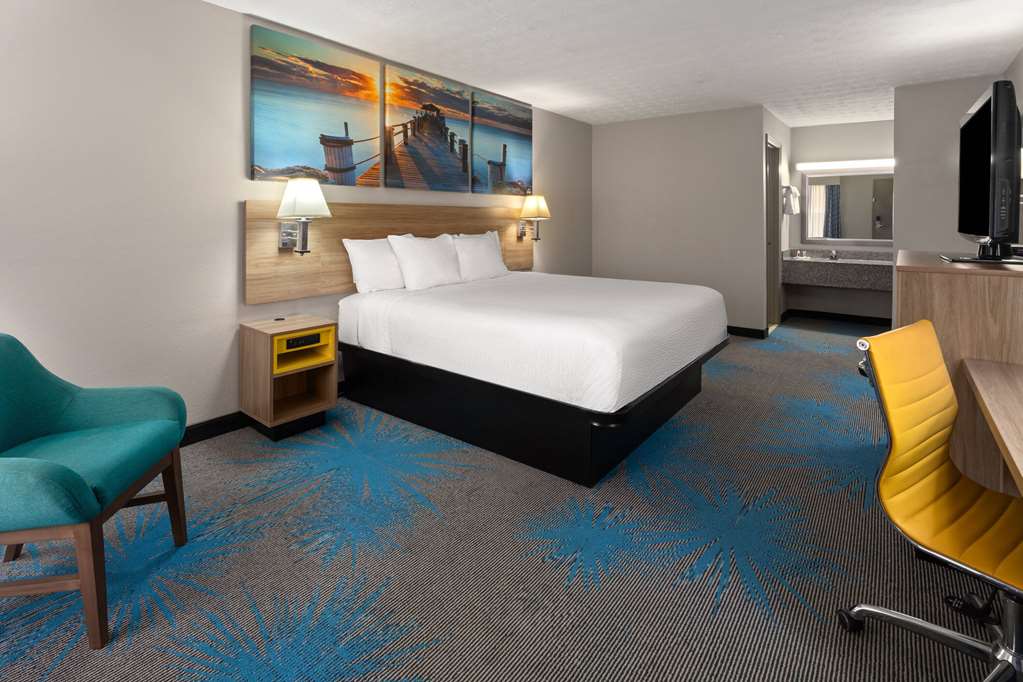 Days Inn by Wyndham Douglasville Atlanta Fairburn Road - photo 8