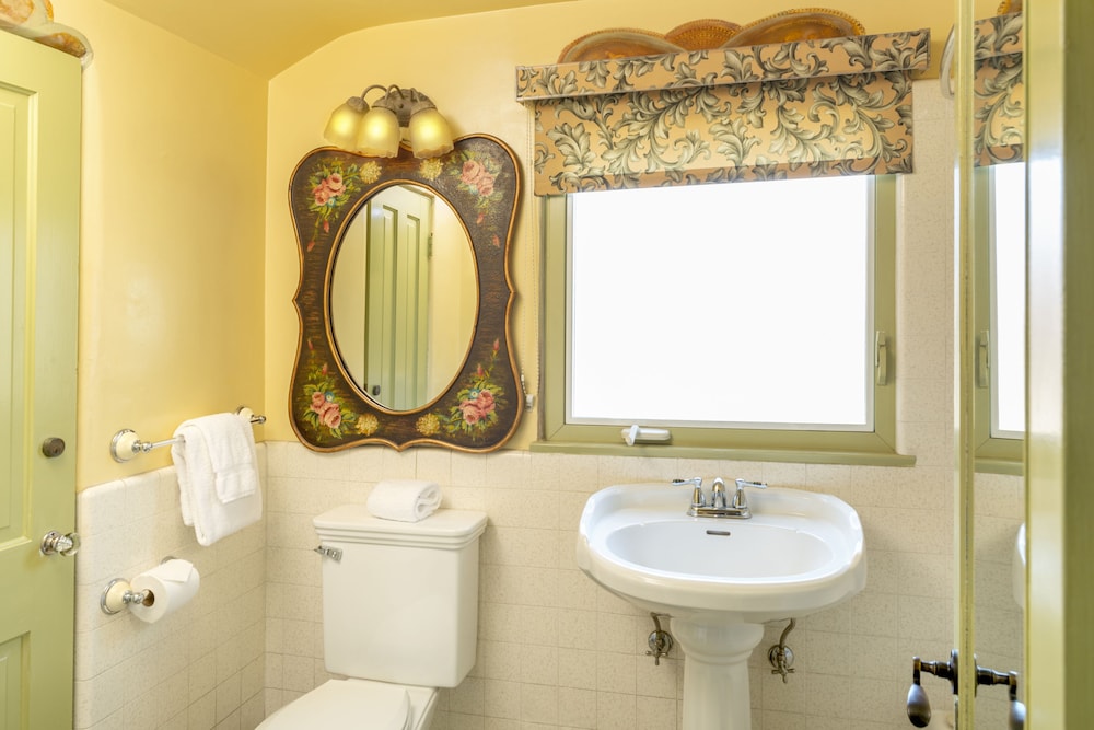 The Pierpont Inn - photo 25