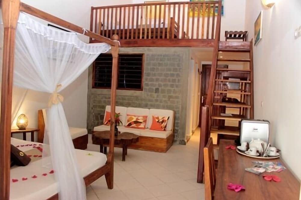 Vanivola Hotel — Ambodifotatra — photo 4