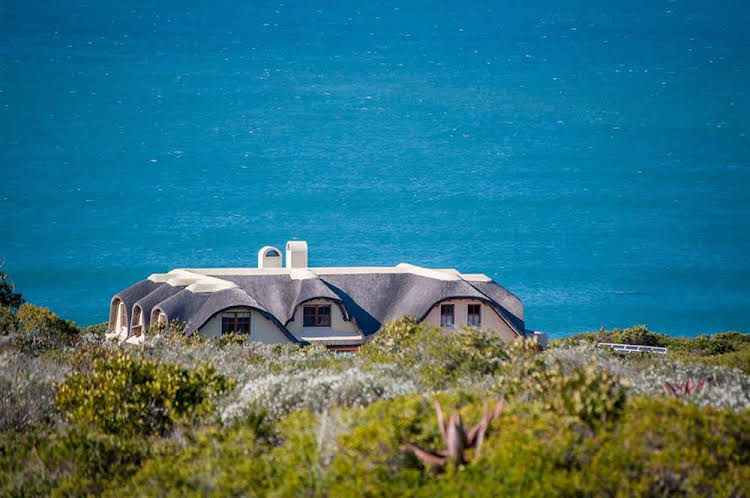 Mossel Bay Beach Houses in Mossel Bay, South Africa