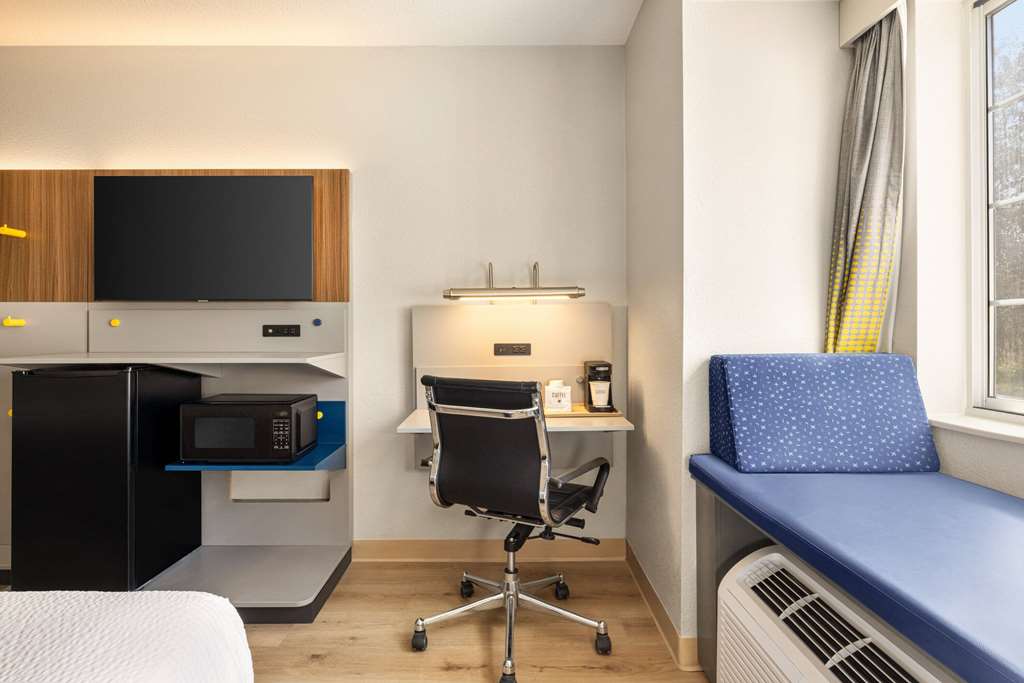 Microtel Inn & Suites by Wyndham New Ulm - photo 19