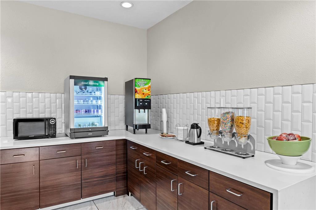 Quality Inn & Suites Albuquerque - photo 33