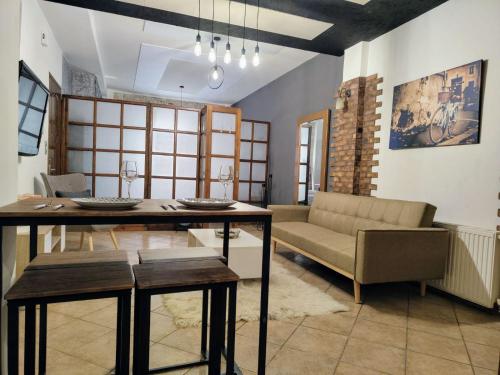 Page55 — 4-Star Luxury Hotel in Piraeus, Greece