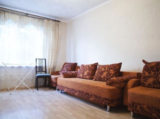 Window to the garden - last minute hotel in Moscow