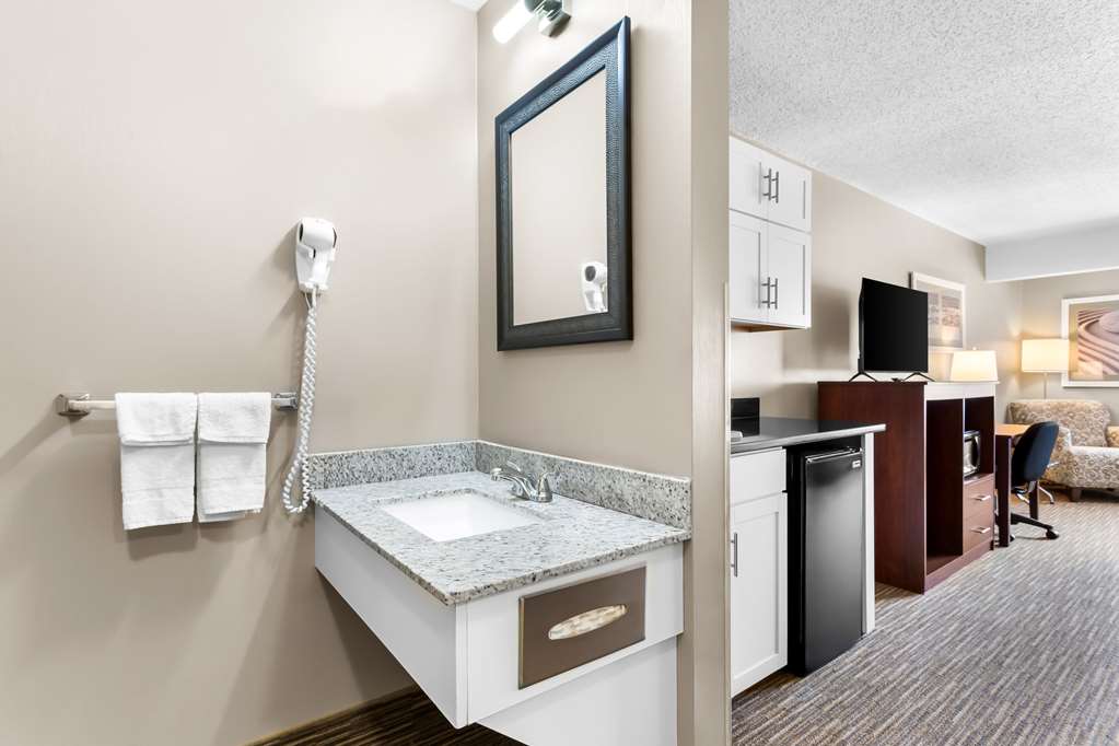 Quality Inn & Suites Gorham Riverside - photo 36