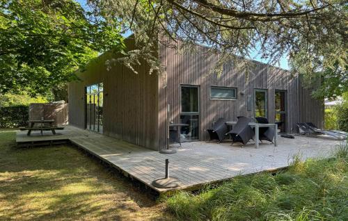 2 Bedroom Pet Friendly Home In Præstø — 5-Star Luxury Hotel in Praesto, Denmark