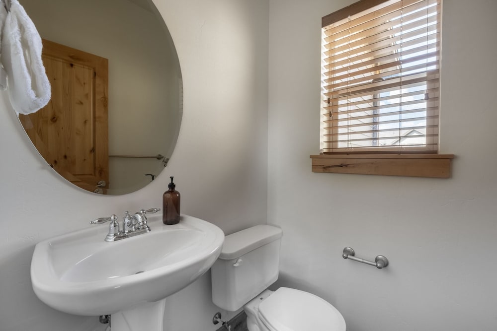 Douglas by Avantstay Charming Townhouse Mins From Deer Valley Resort - photo 21