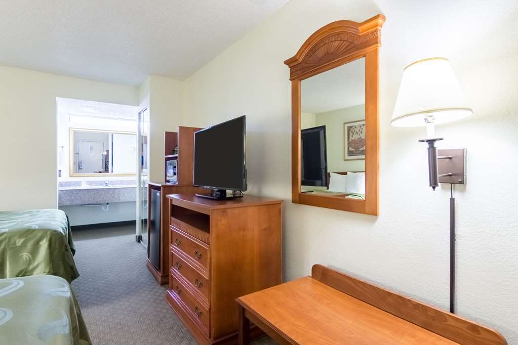 Quality Inn & Suites Alma I 40 - photo 18