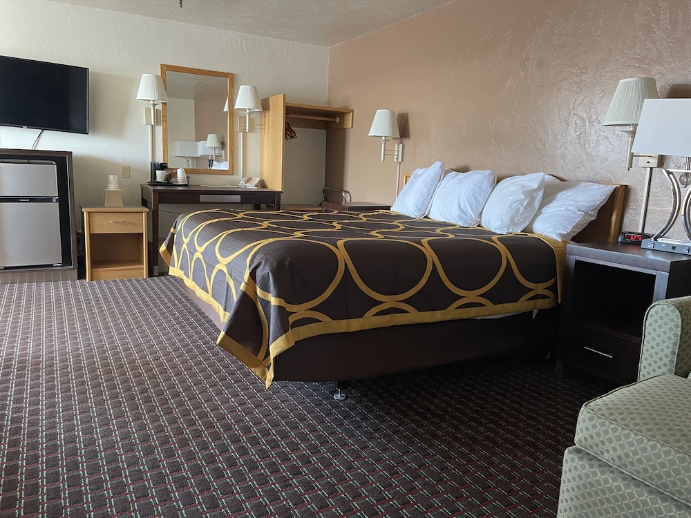 Super 8 by Wyndham Ketchikan - photo 26