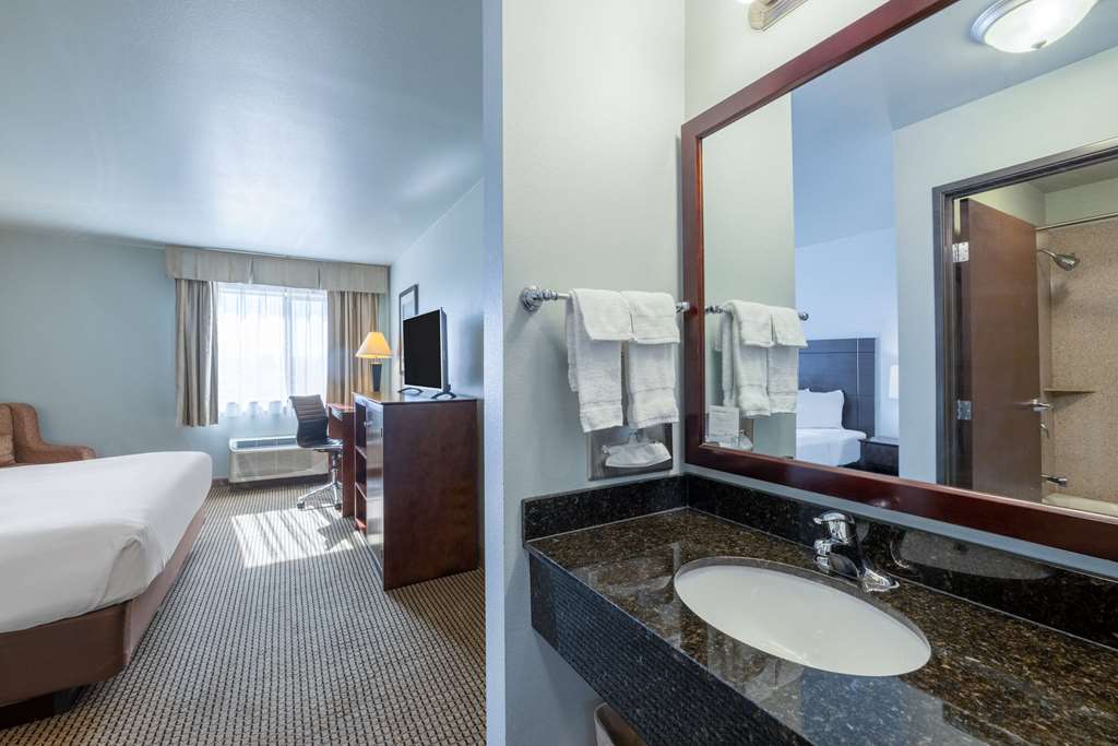 Baymont by Wyndham Rapid City - photo 20