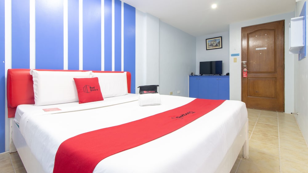 RedDoorz @ DBuilders Rooms Ph2 Taguig — hotel in Taguig