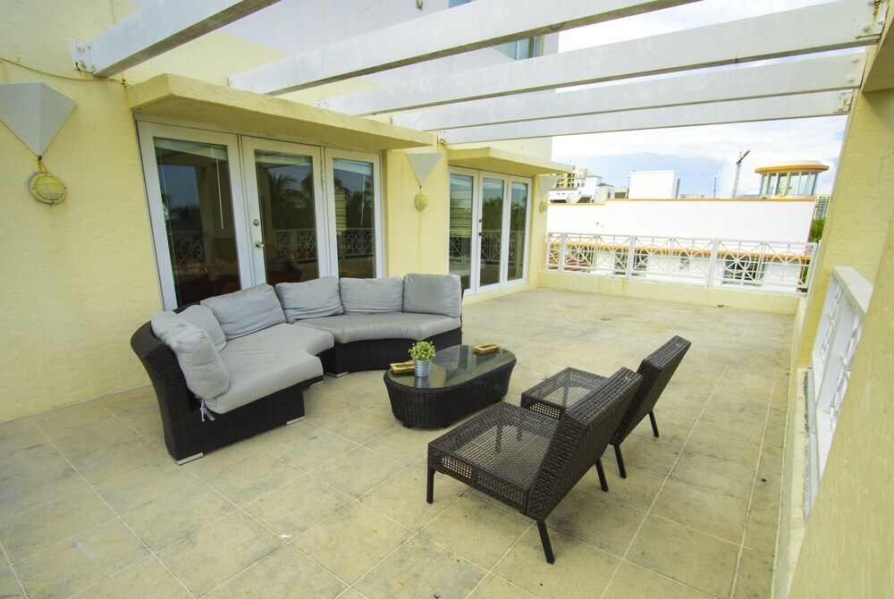 Beachfront Suites by YouRent Vacations - photo 10