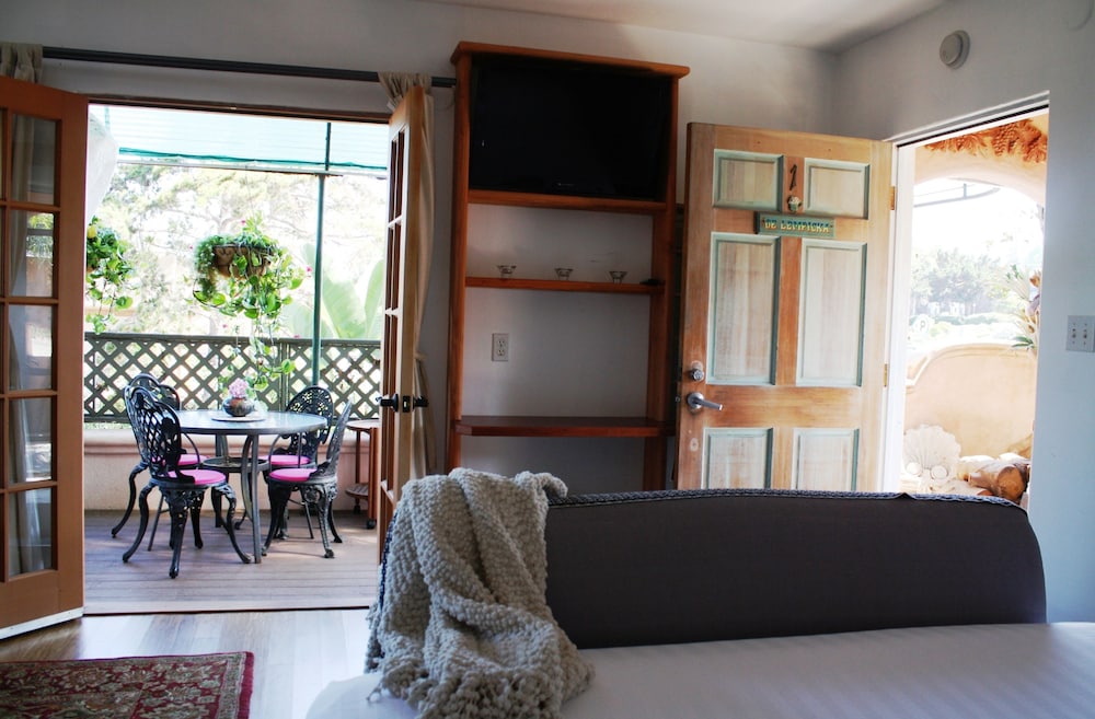 Les Artistes Inn - photo 6