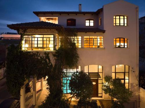 Ma Maison No8 Downtown Villa Indoor Heated Pool — 4-Star Luxury Hotel in Athens, Greece