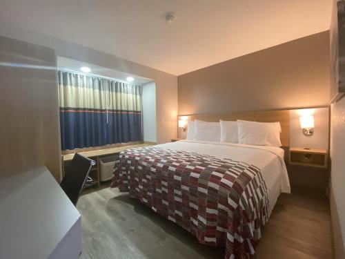 Microtel Inn & Suites by Wyndham Winston Salem - photo 14