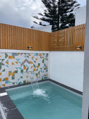 Hotel Sports Lodge Itoman — Itoman