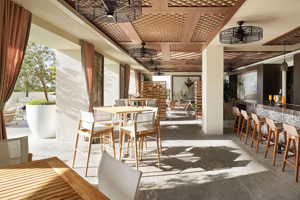 THesis Hotel Miami Coral Gables Curio Collection by Hilton - photo 46