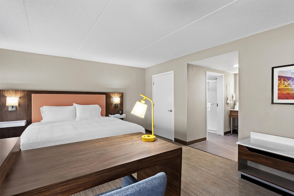 Hampton Inn & Suites Bolingbrook - photo 15