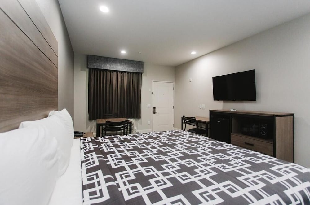 Palace Inn Conroe - photo 20
