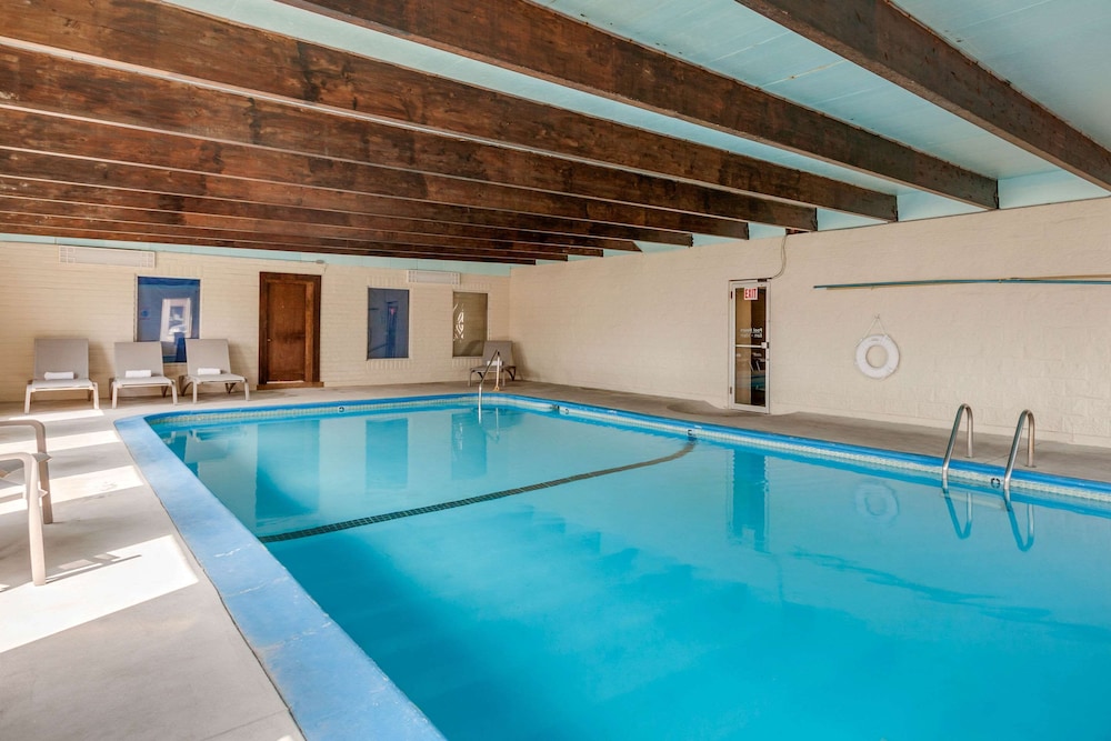 Rodeway Inn & Suites Ontario - photo 22