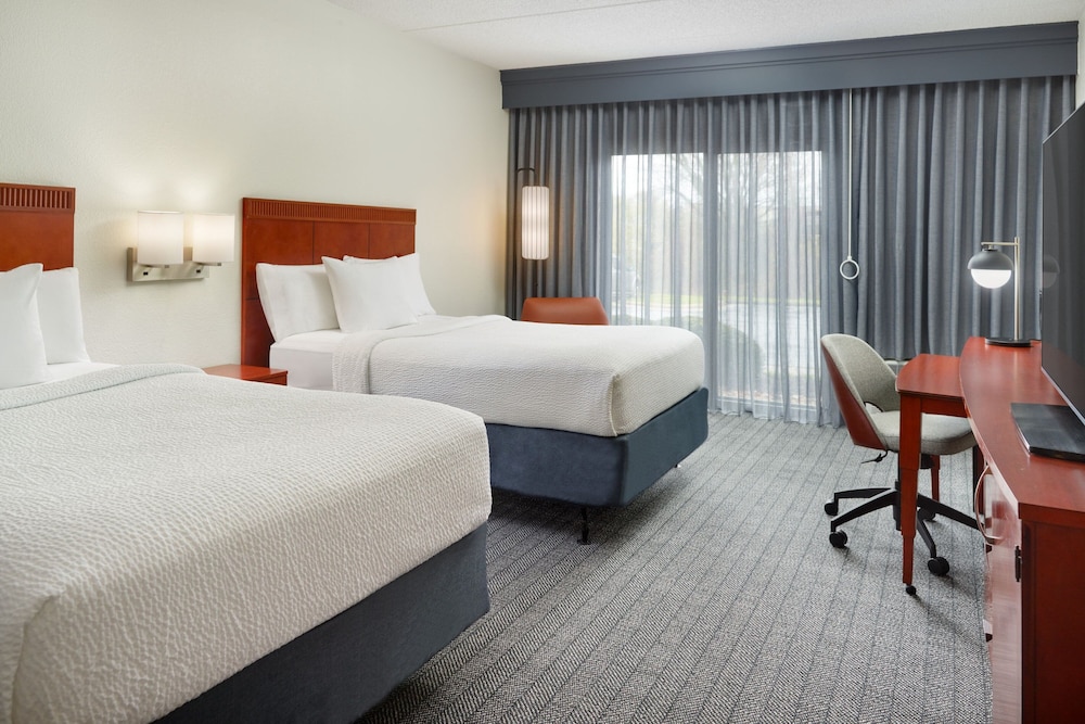 Courtyard by Marriott Charlottesville - photo 6