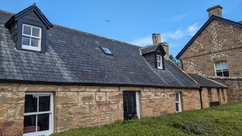 Historic character cottage in central Dornoch — 4-Star Luxury Hotel in Dornoch, United Kingdom