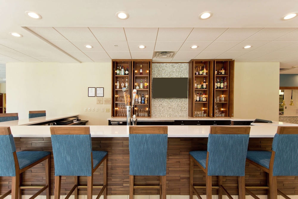 Hilton Garden Inn Winchester - photo 46