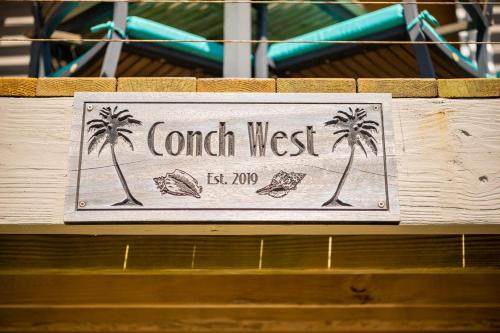 Conch West by Oak Island Accommodations - photo 18