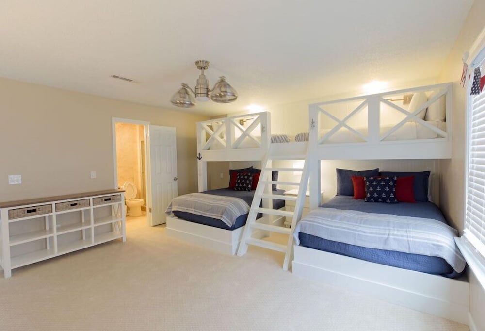 Sandpiper Beacon Beach Resort - photo 15